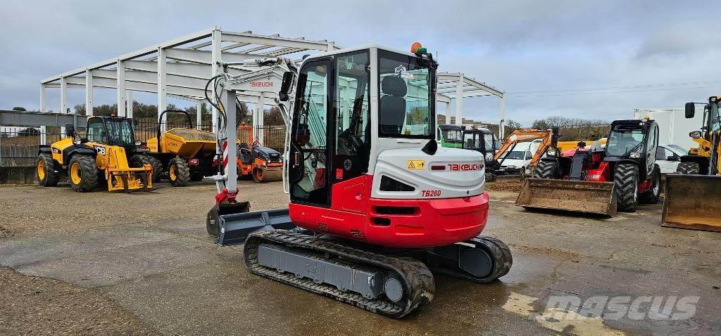 Takeuchi TB 260 Mini pelle < 7t