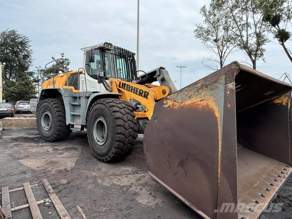 Liebherr L 566 Chargeuse sur pneus