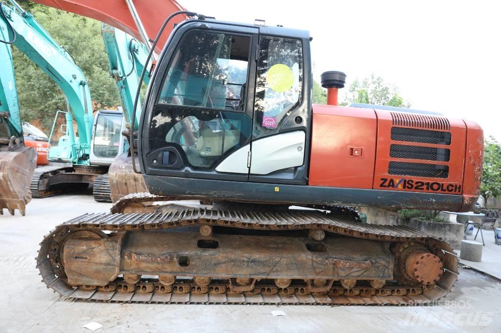 Hitachi ZX 210 LC-6 Pelle sur chenilles
