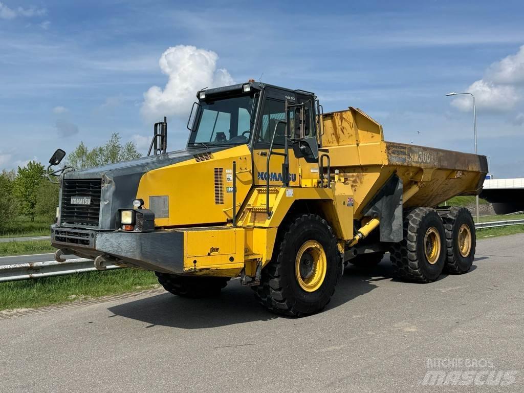 Komatsu HM300-2 Tombereau articulé