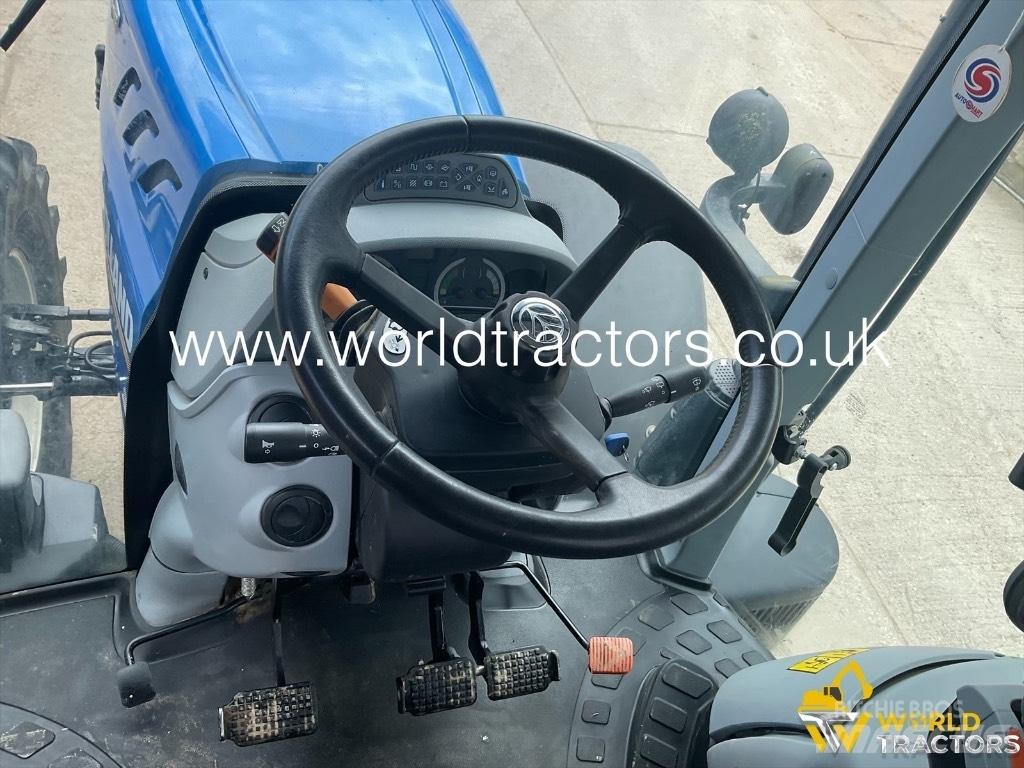New Holland T 7.210 Tracteur