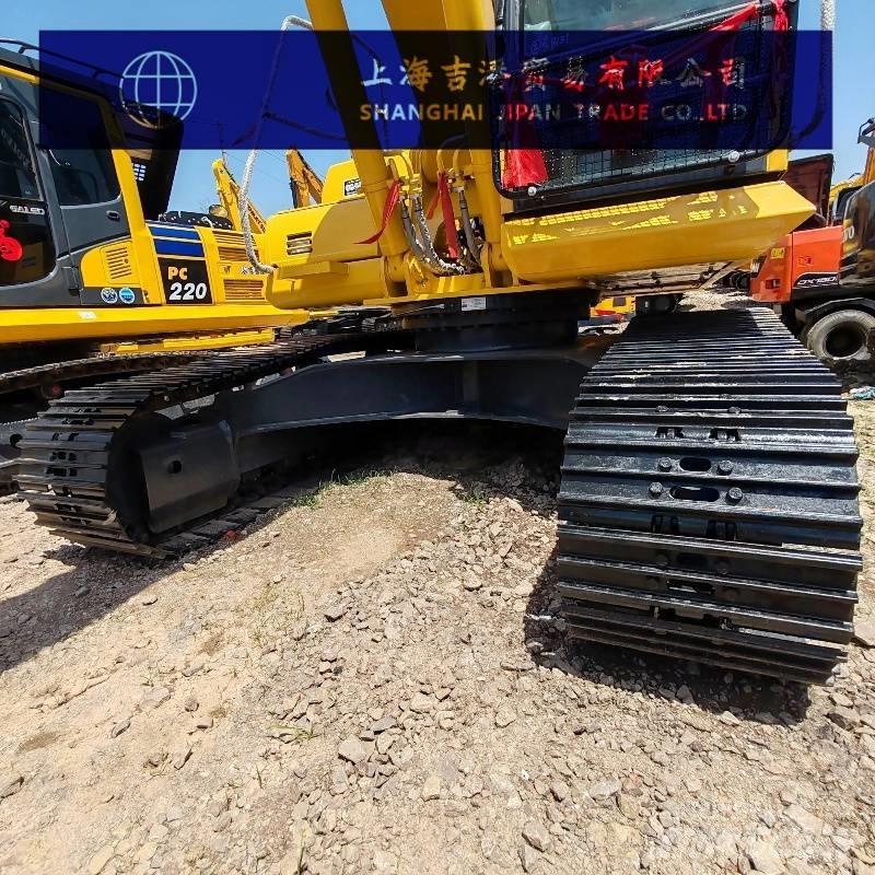 Komatsu PC 220 Pelle sur chenilles