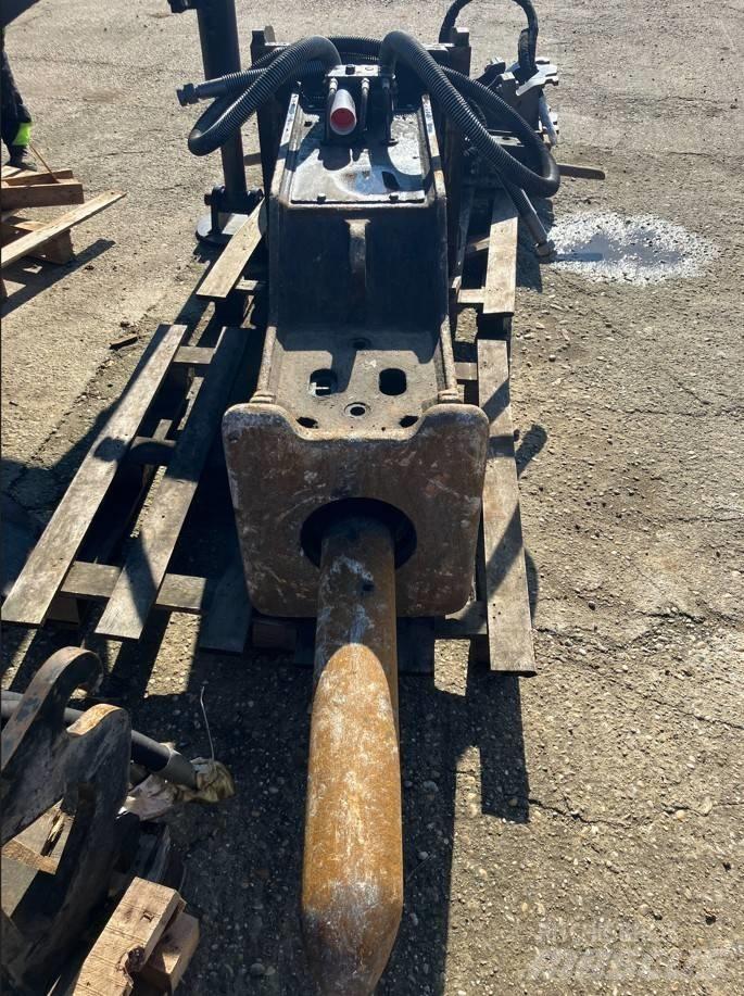 CAT H 120 Marteau hydraulique