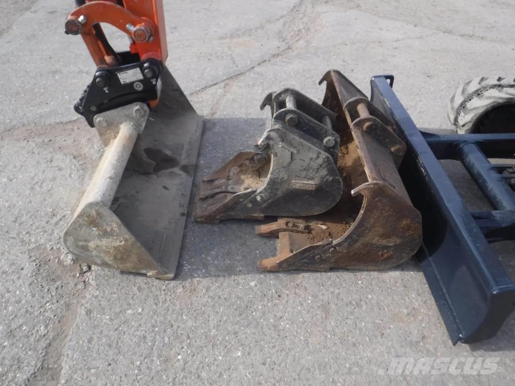 Hitachi ZX 33 U-6 Mini pelle < 7t