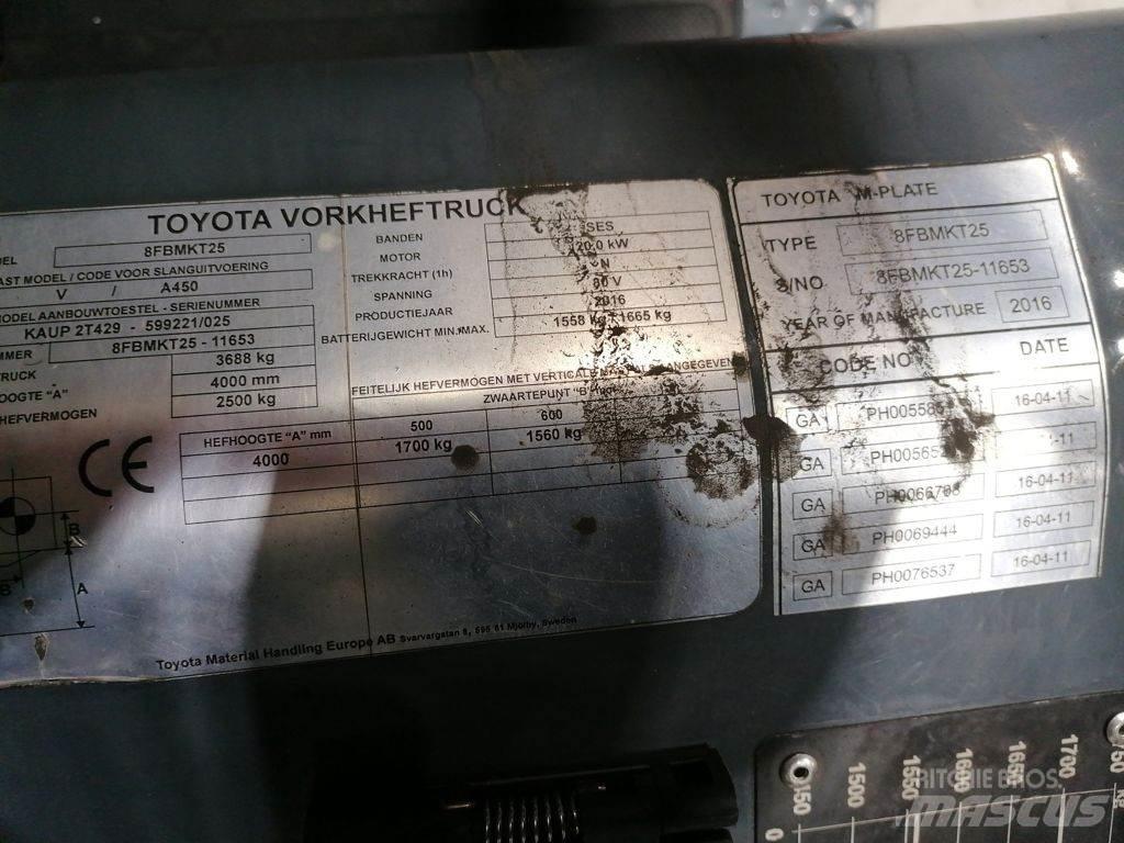 Toyota 8FBMKT25 Chariots élévateurs électriques
