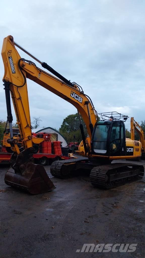 JCB JS 220 LC Pelle sur chenilles