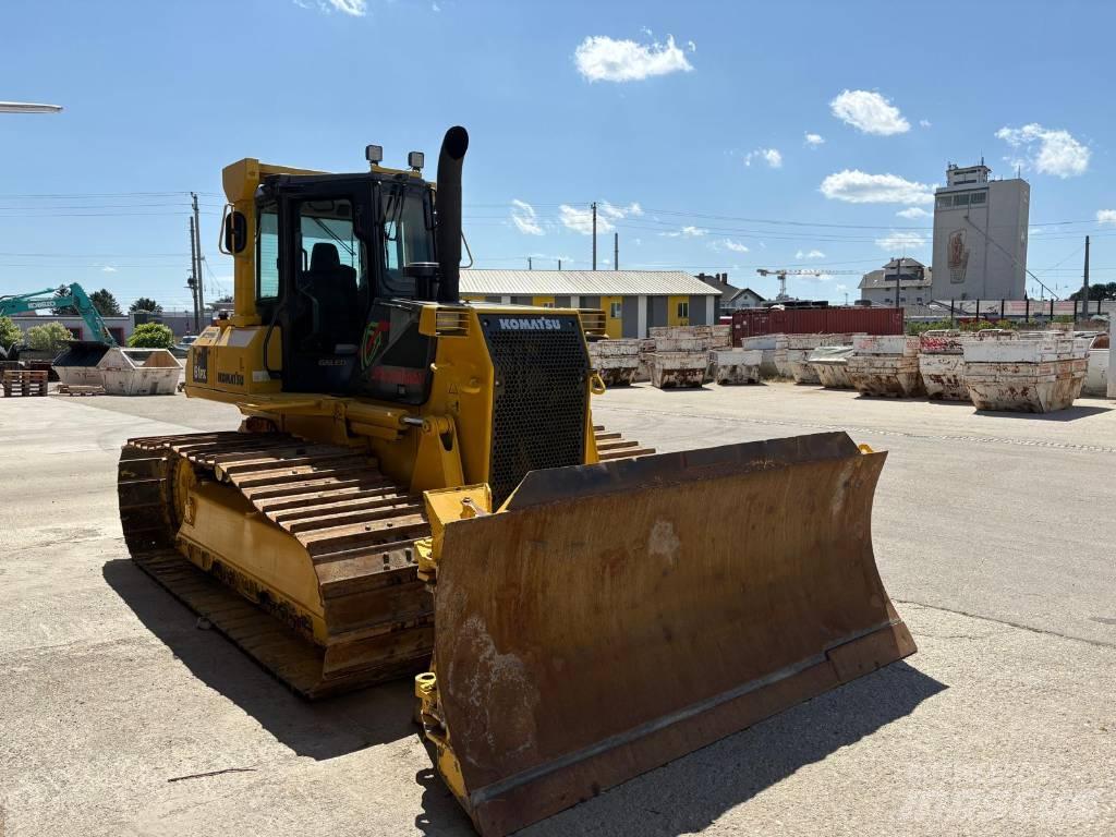 Komatsu 61 PX Bouteurs sur chenilles