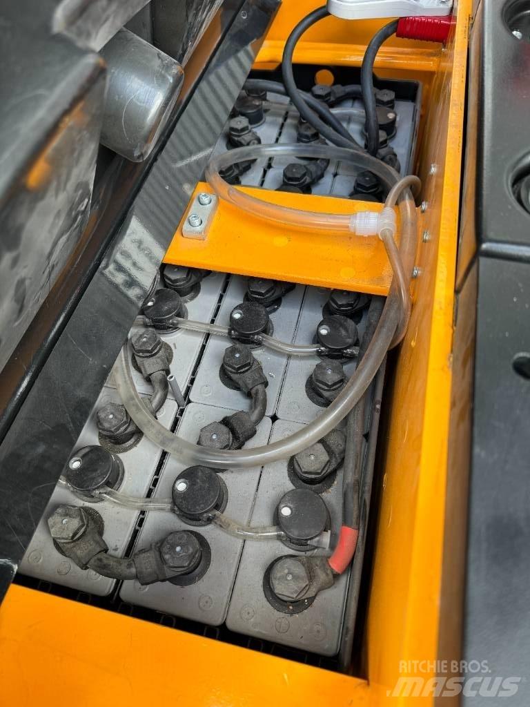 Hyundai 15ESR Gerbeurs Automoteurs
