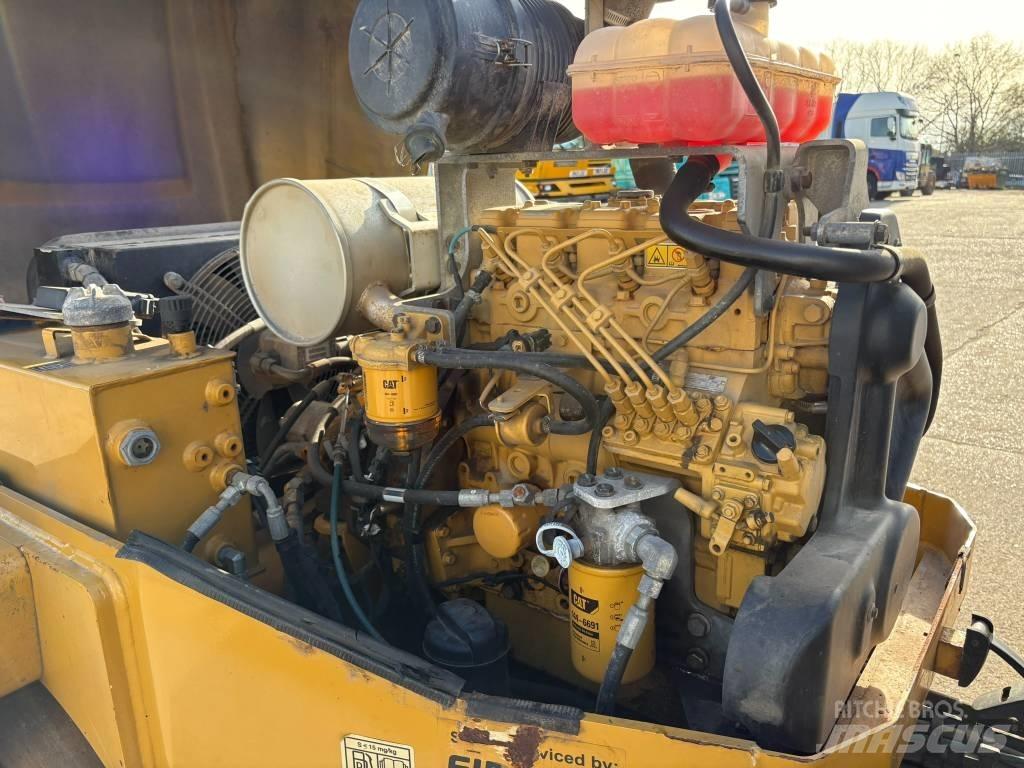 CAT CB 34 B Rouleaux tandem