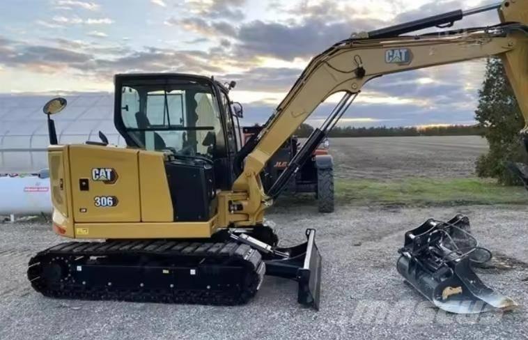 CAT 306 Mini pelle < 7t