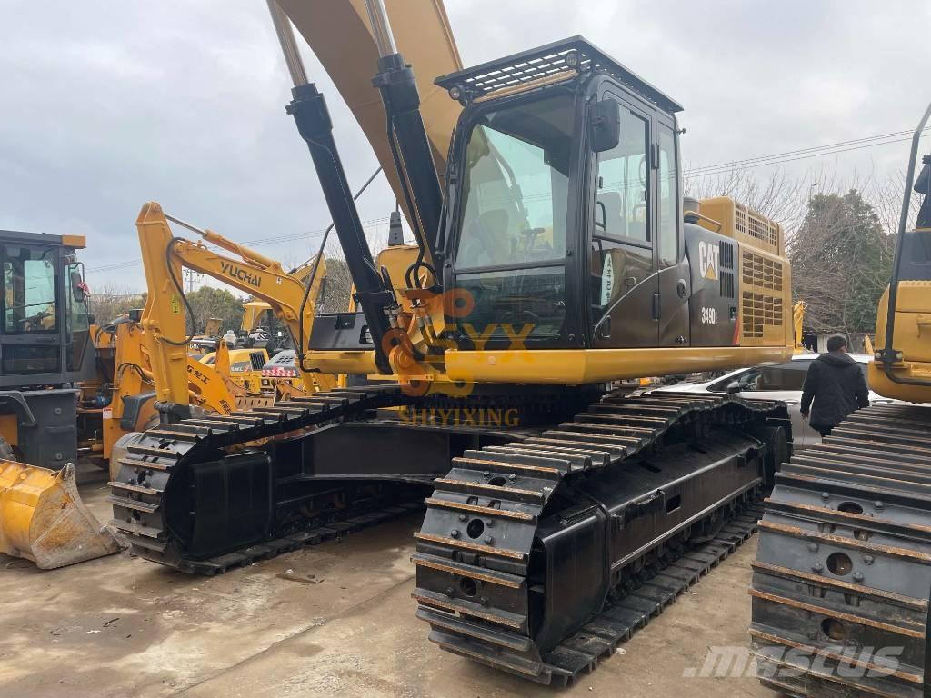 CAT 349D2 Pelle sur chenilles