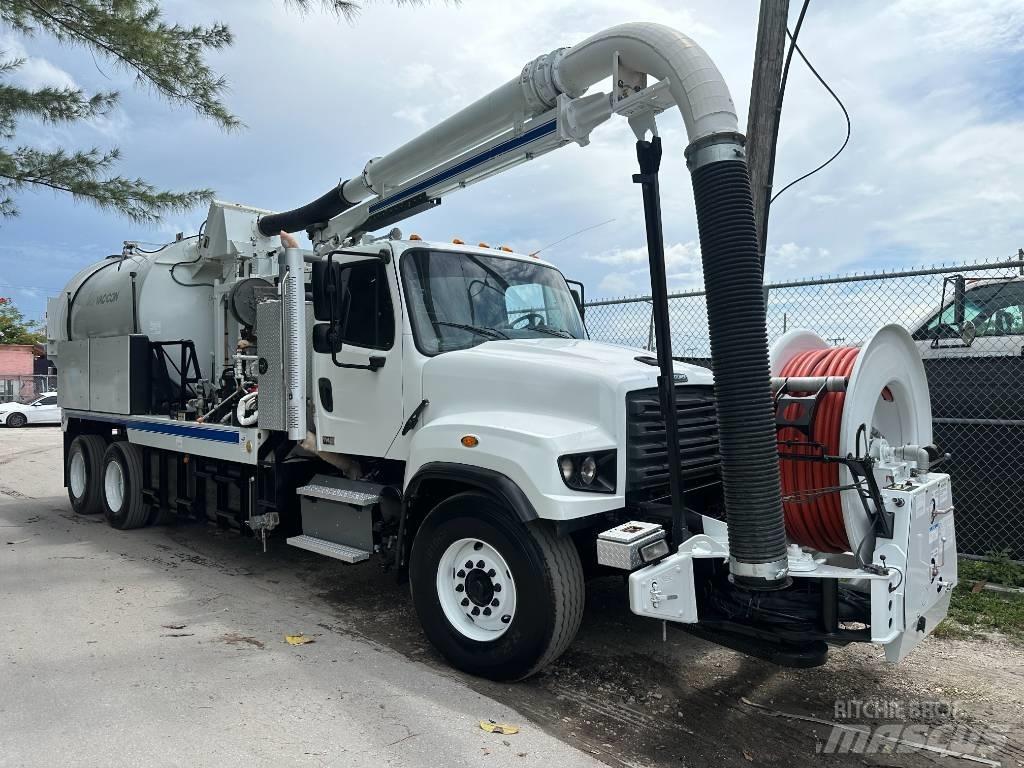 Freightliner 114SD Camion aspirateur, Hydrocureur