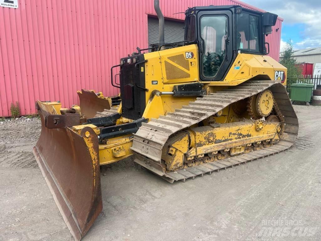 CAT D 5 LGP Bouteurs sur chenilles