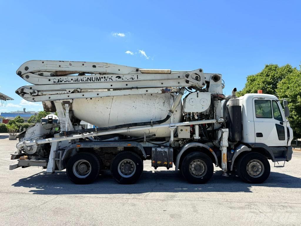 Astra Betonpompa Camion malaxeur