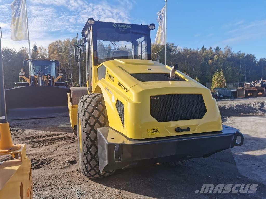Bomag BW213D-5 Rouleaux monocylindre