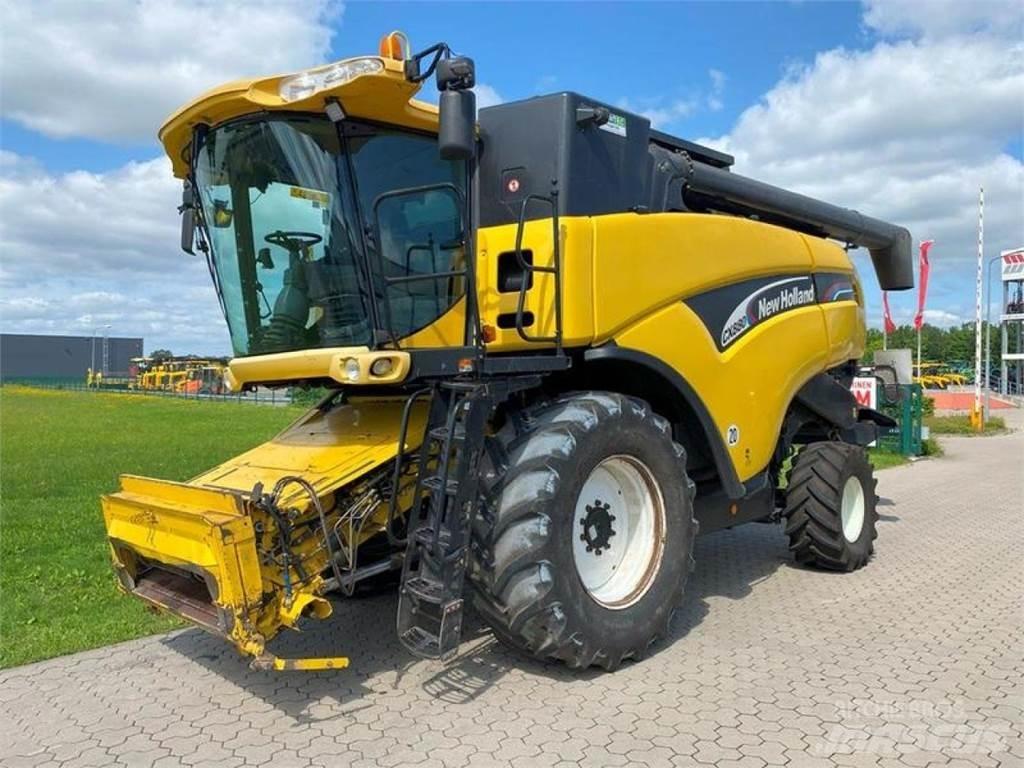 New Holland CX 880 Moissonneuse batteuse