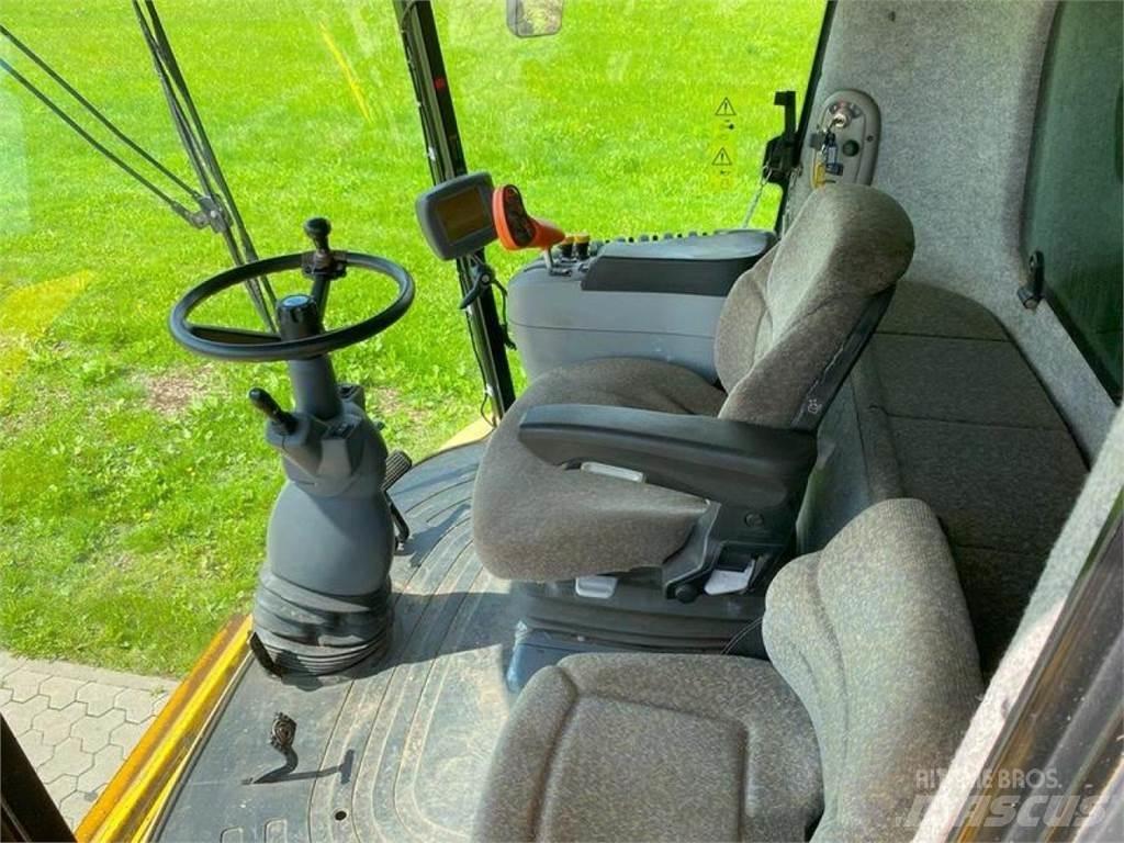 New Holland CX 880 Moissonneuse batteuse