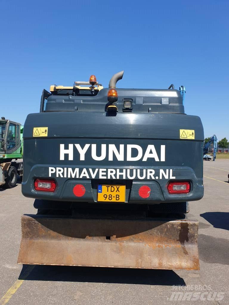 Hyundai HW160 Pelle sur pneus