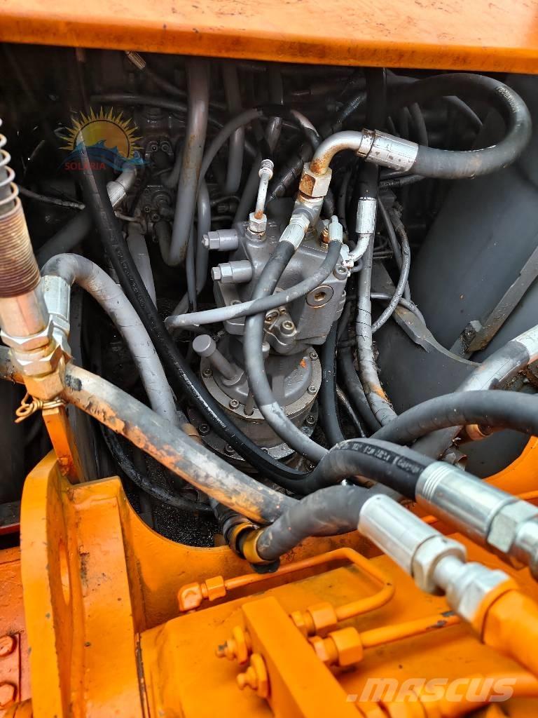 Hitachi EX 100 W D Pelle sur pneus