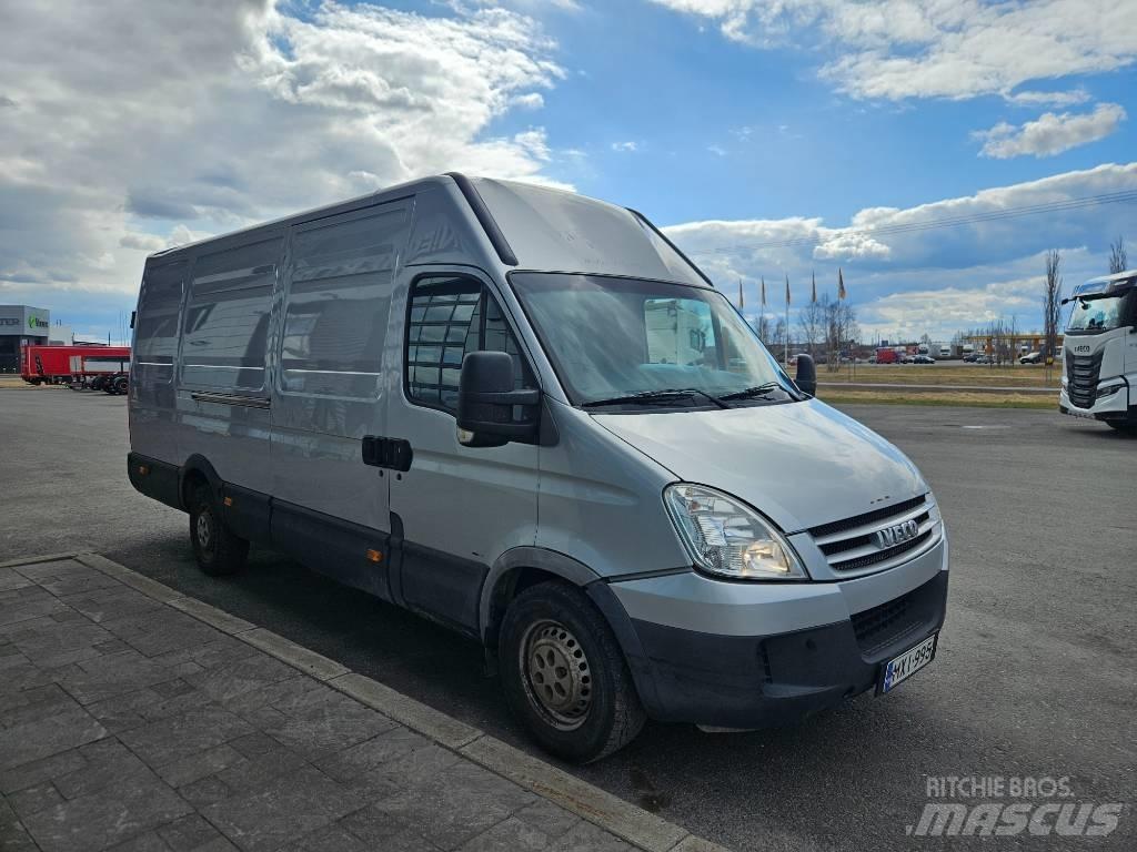 Iveco Daily 35S18 Utilitaire