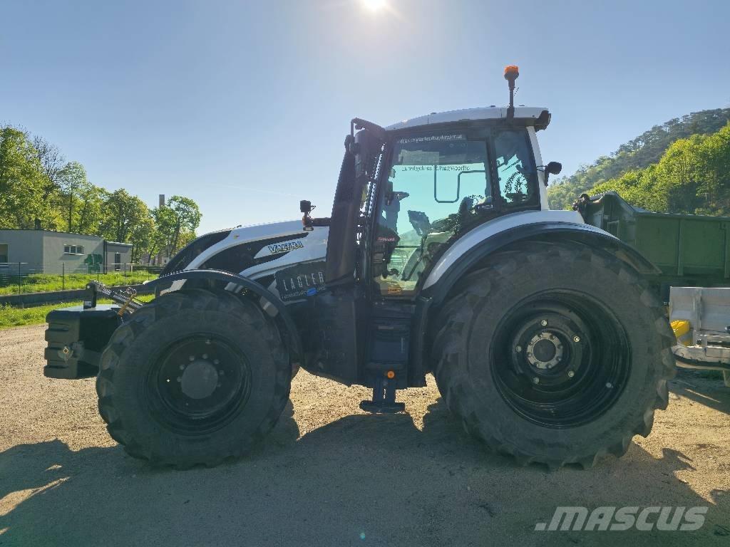 Valtra T 235 Tracteur