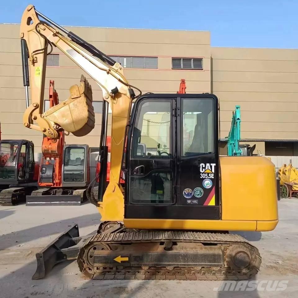 CAT 305.5E2 Mini pelle < 7t