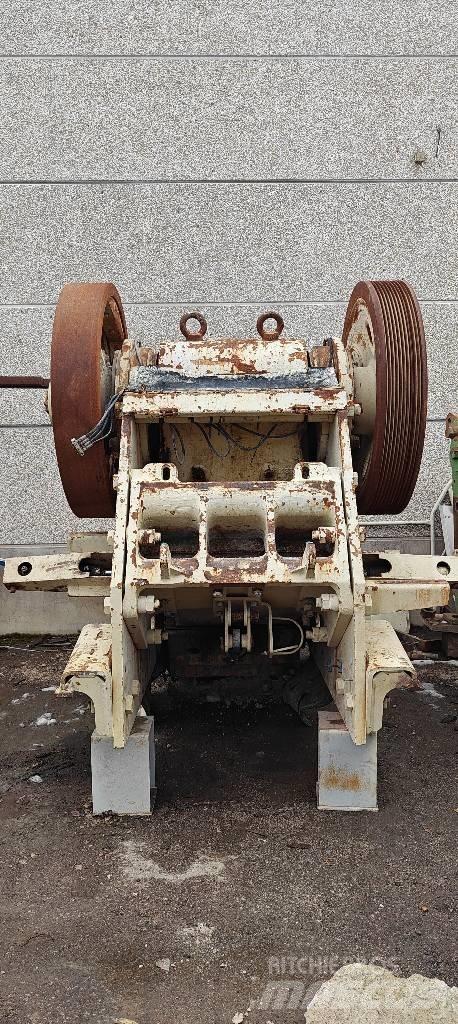 Metso C 100 Concasseur