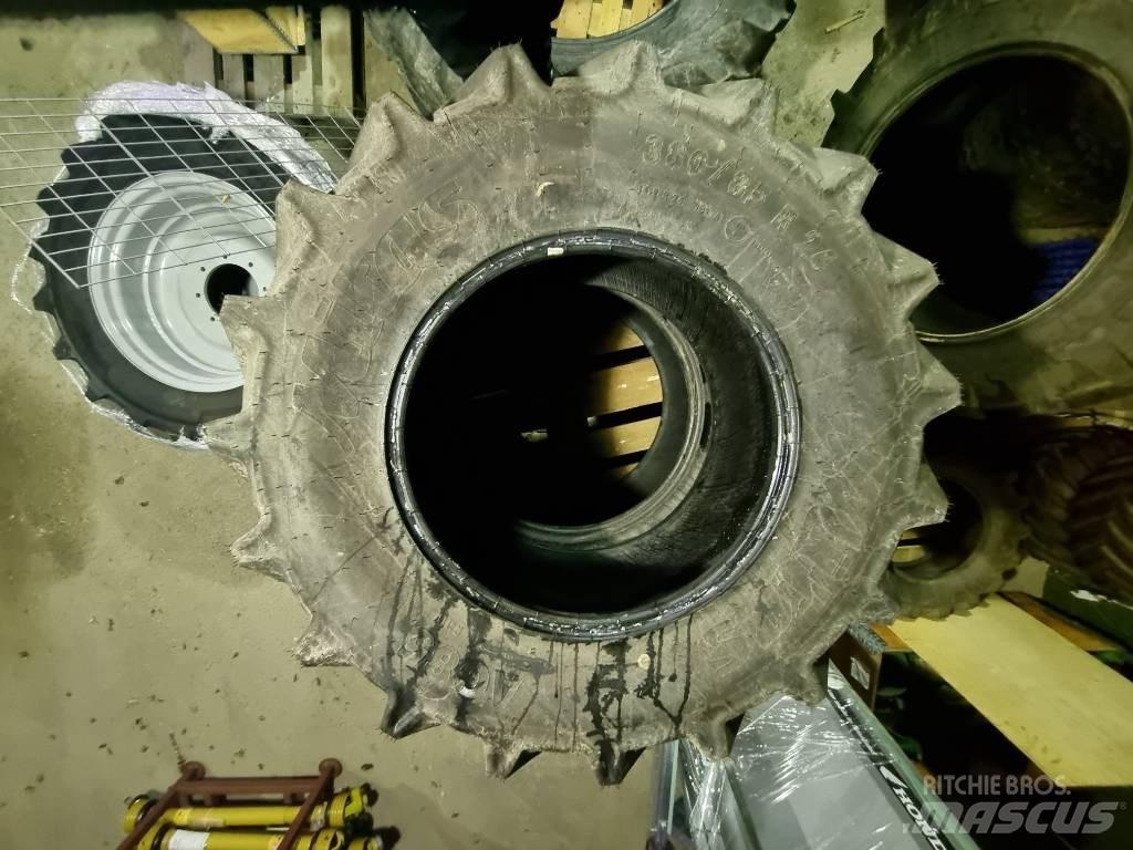 Mitas AC85 Pneus, roues et jantes