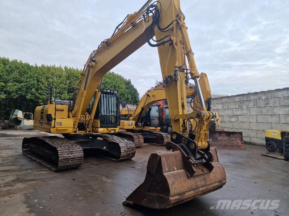Komatsu PC 210 LC-10 Pelle sur chenilles
