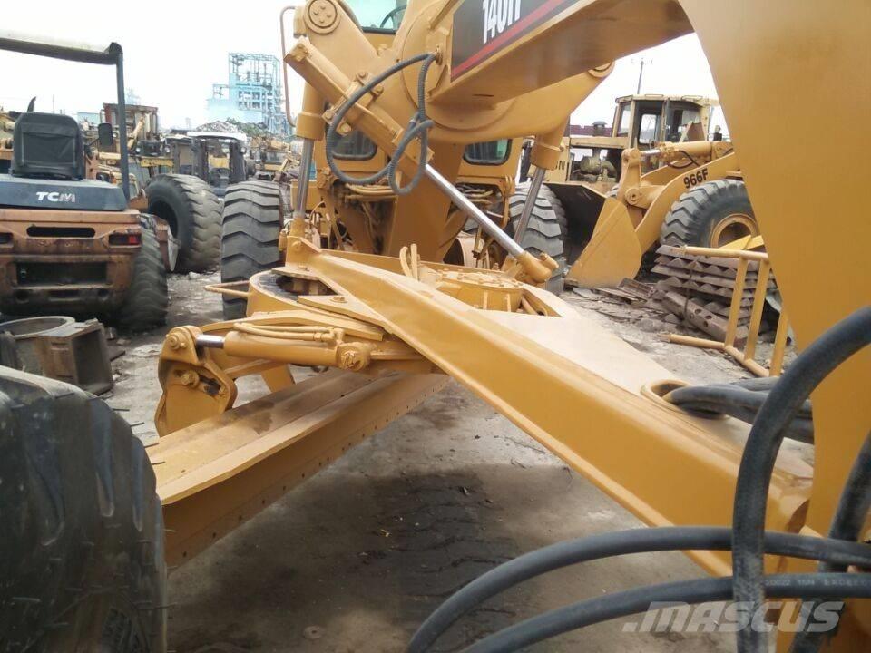 CAT 140 H Niveleuse