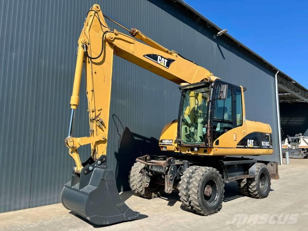 CAT M316C Pelle sur pneus