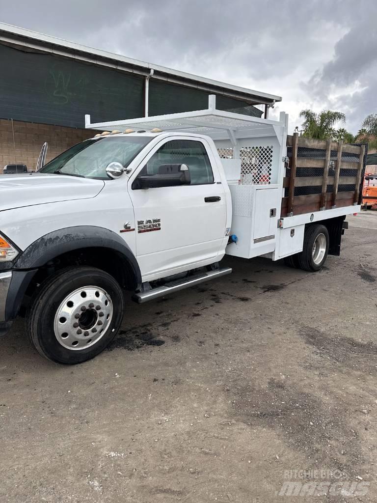 Dodge Ram 5500 Camions et véhicules municipaux