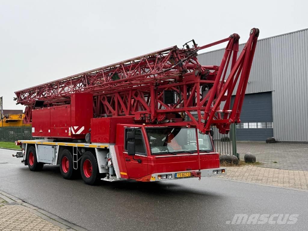 Faun AF 38 Grue à tour