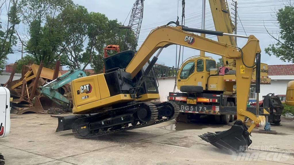 CAT 307 Mini pelle < 7t