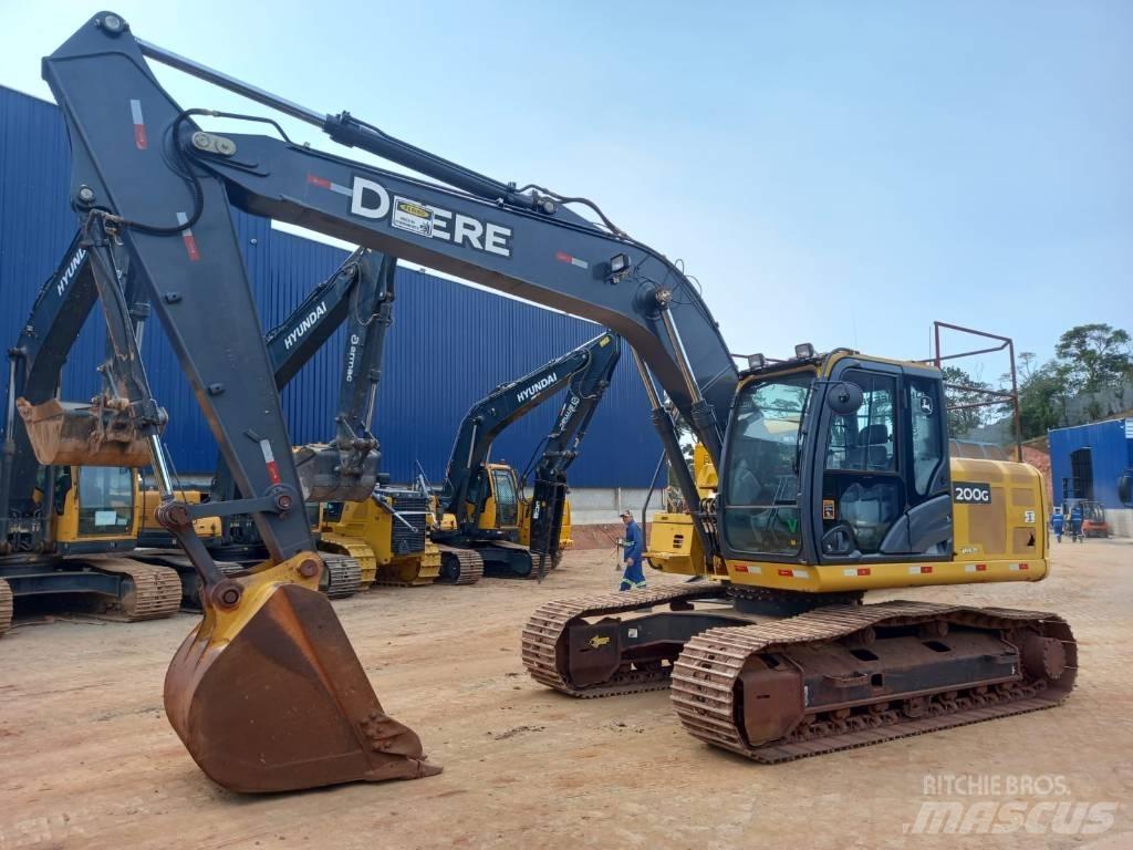 John Deere 200G Pelle sur chenilles