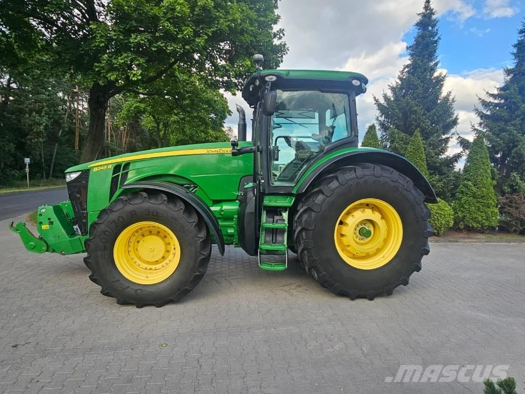 John Deere 8245 R Tracteur