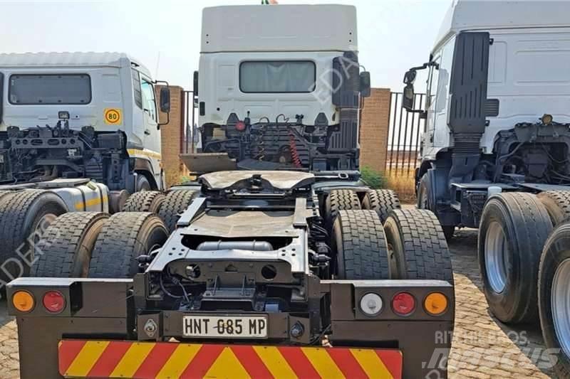 Hino 700 Autre camion