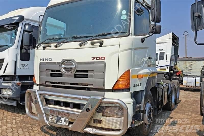 Hino 700 Autre camion