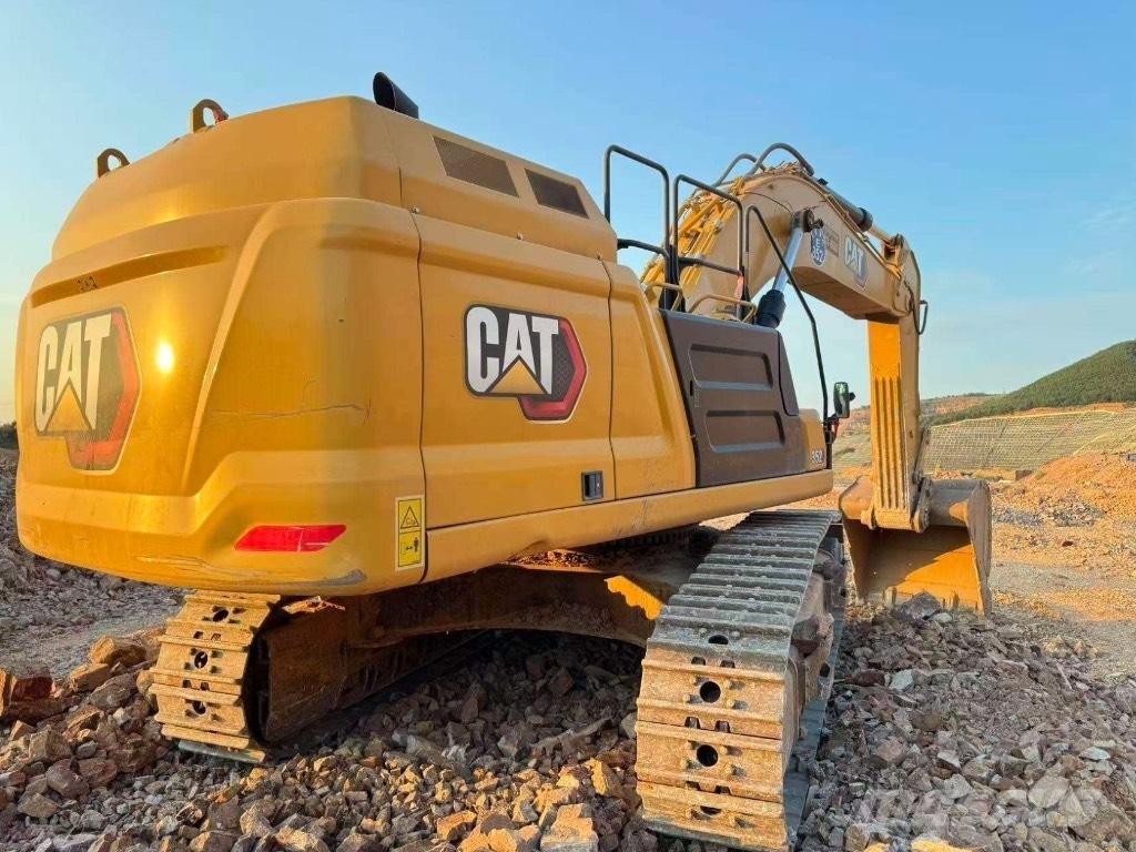 CAT 352 Pelle sur chenilles