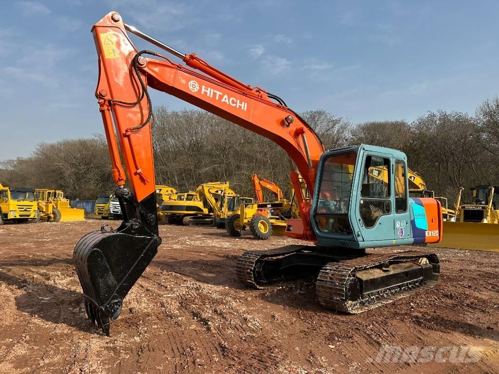 Hitachi EX 120 Pelle sur chenilles