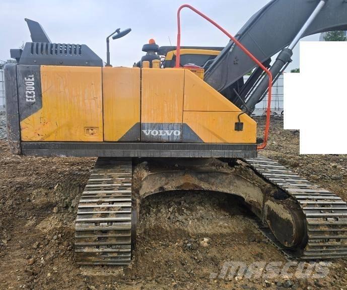 Volvo EC 300 EL Pelle sur chenilles