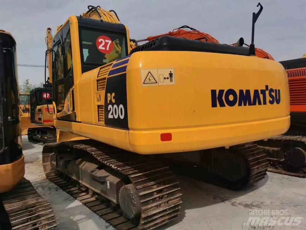 Komatsu PC 200-8 Pelle sur chenilles