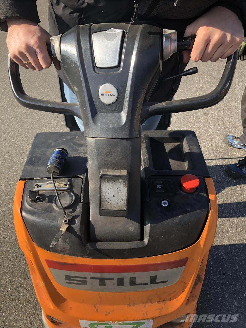 Still LTX20 Chariot remorqueur