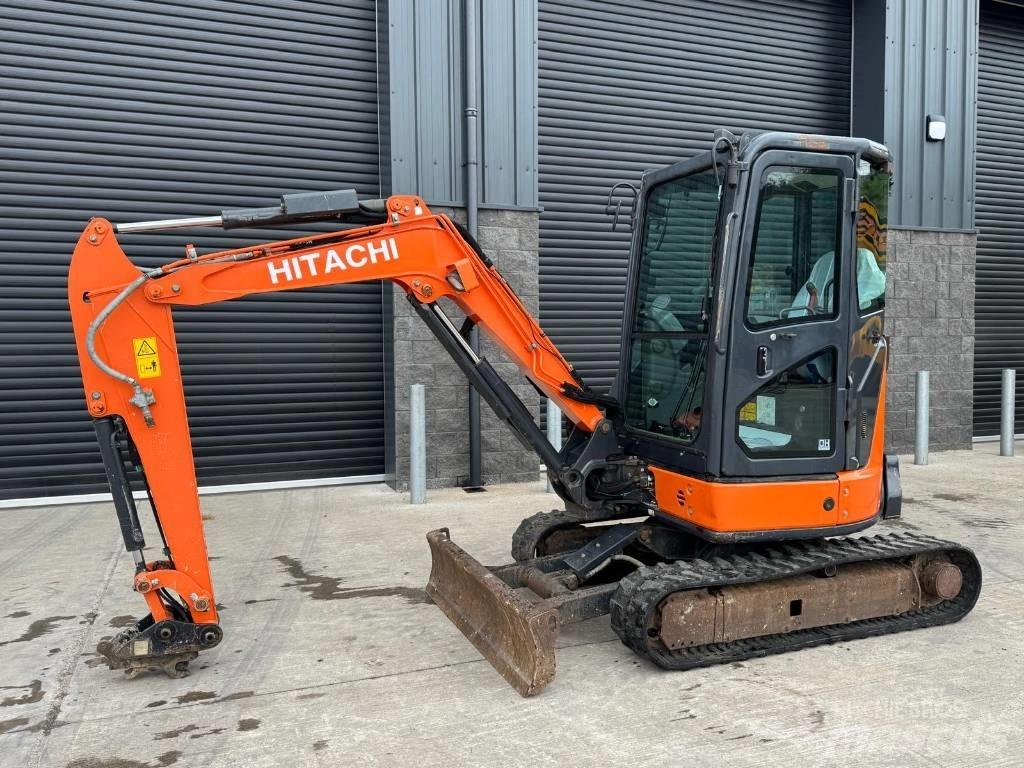 Hitachi ZX 33 U-5 A Mini pelle < 7t
