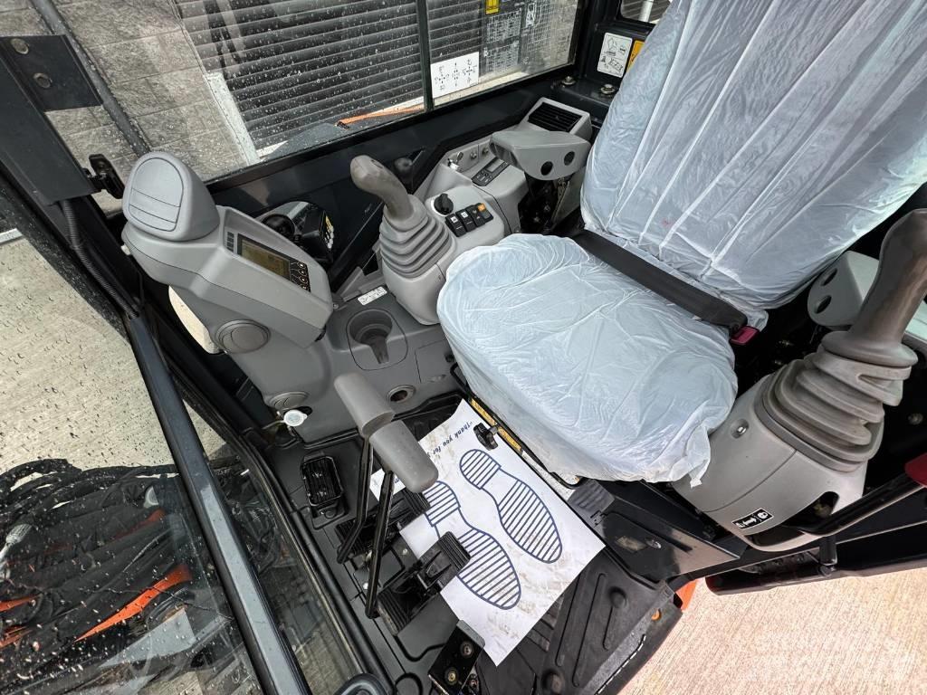 Hitachi ZX 33 U-5 A Mini pelle < 7t