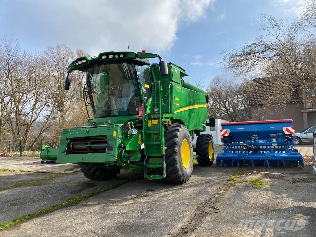 John Deere T560 HM Moissonneuse batteuse