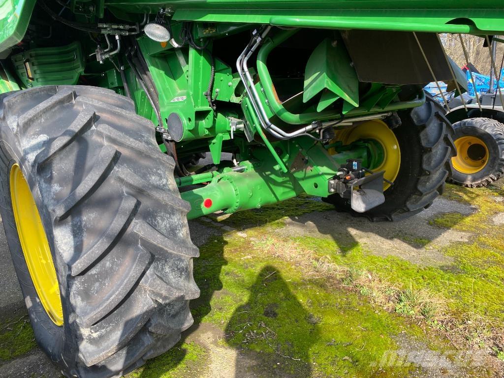 John Deere T560 HM Moissonneuse batteuse