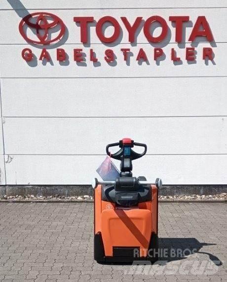 Toyota LPE 250 Transpalette accompagnant