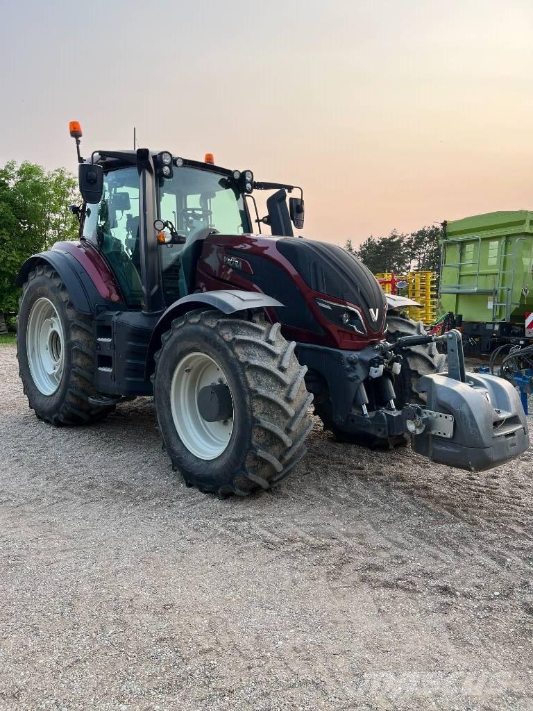 Valtra T 254 V Tracteur