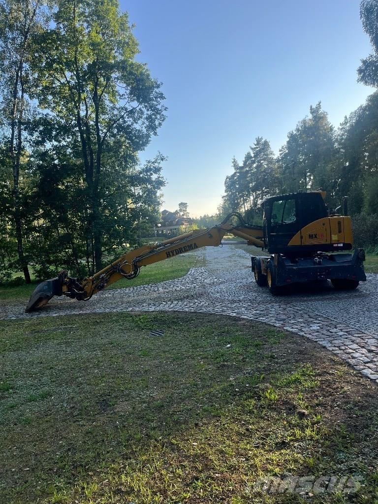 Hydrema MX 16 Pelle sur pneus